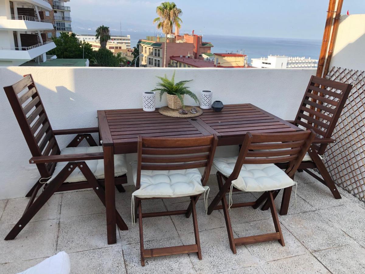 El Cortijuelo. Magnificent Triplex Terraced House With Rooftop Of 18M2, Overlooking The Sea. Parking Torremolinos Zewnętrze zdjęcie