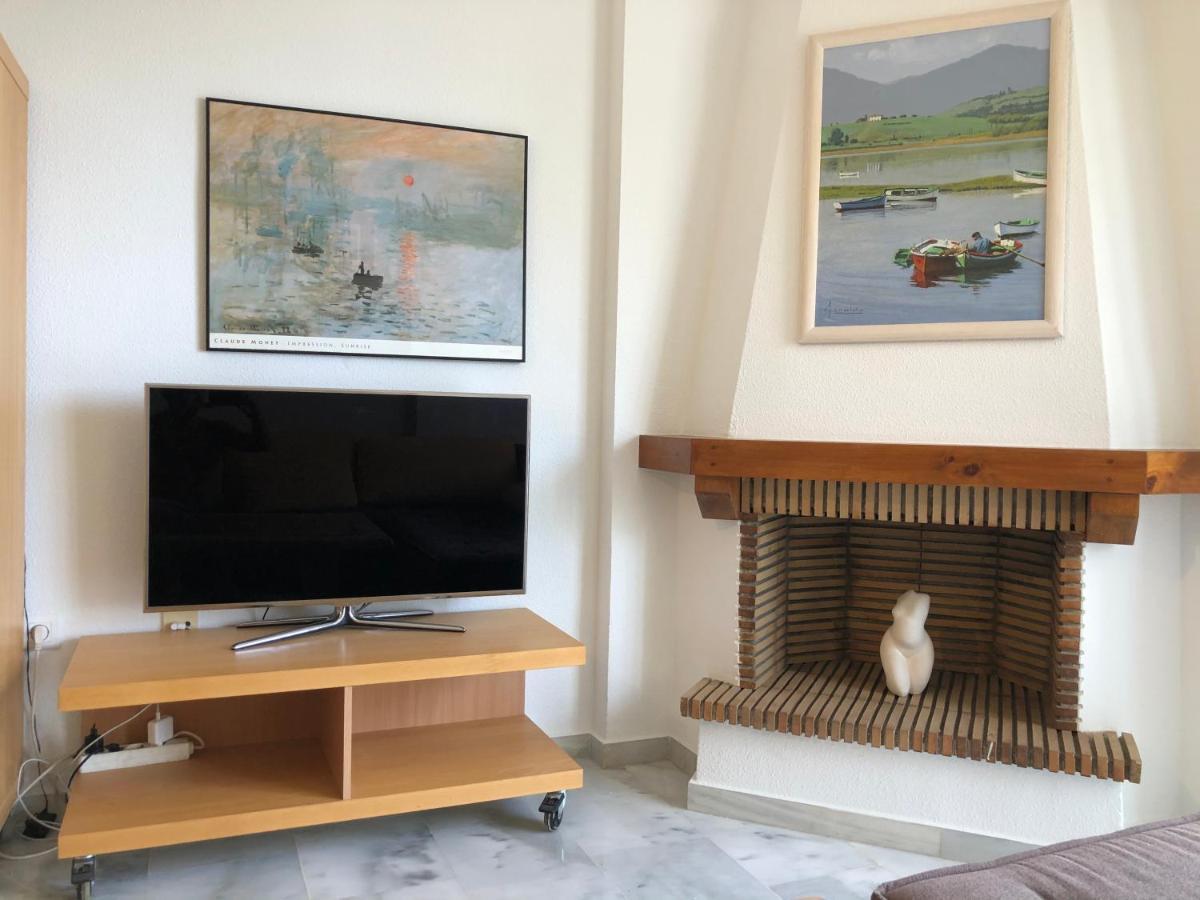 El Cortijuelo. Magnificent Triplex Terraced House With Rooftop Of 18M2, Overlooking The Sea. Parking Torremolinos Zewnętrze zdjęcie