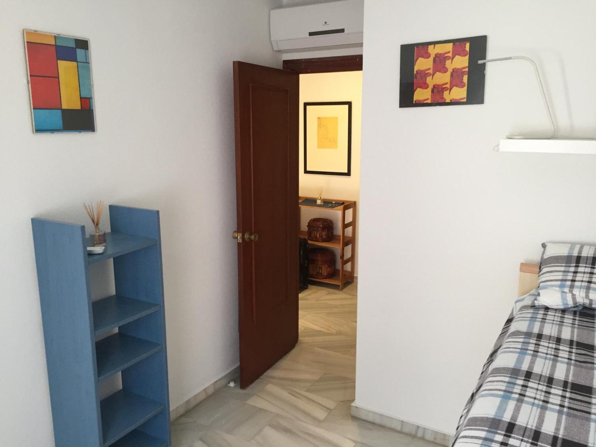 El Cortijuelo. Magnificent Triplex Terraced House With Rooftop Of 18M2, Overlooking The Sea. Parking Torremolinos Zewnętrze zdjęcie