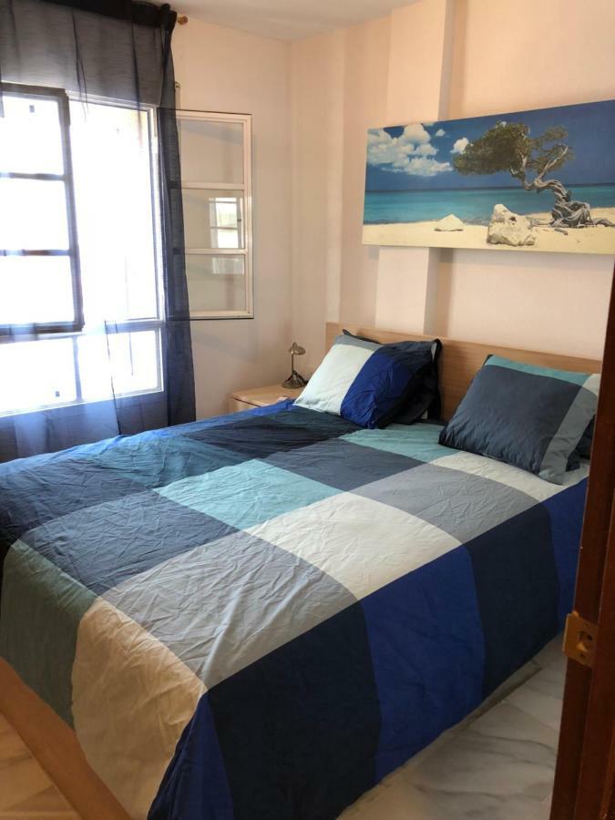 El Cortijuelo. Magnificent Triplex Terraced House With Rooftop Of 18M2, Overlooking The Sea. Parking Torremolinos Zewnętrze zdjęcie